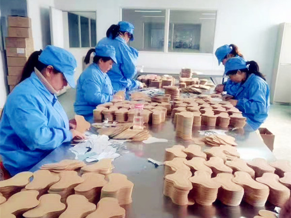 膏藥貼牌是什么意思？委托膏藥代加工的優勢是什么？