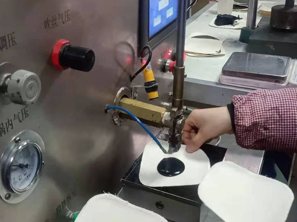 黑膏藥代加工是如何收費(fèi)的，價格貴不貴